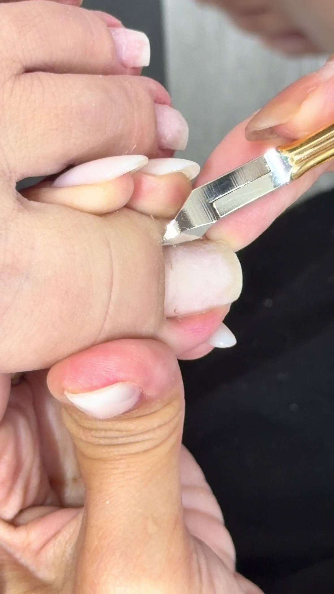 @LylyNailDesign