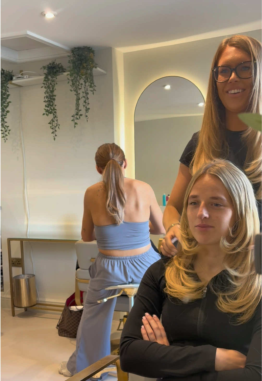 @ElleBelleHair