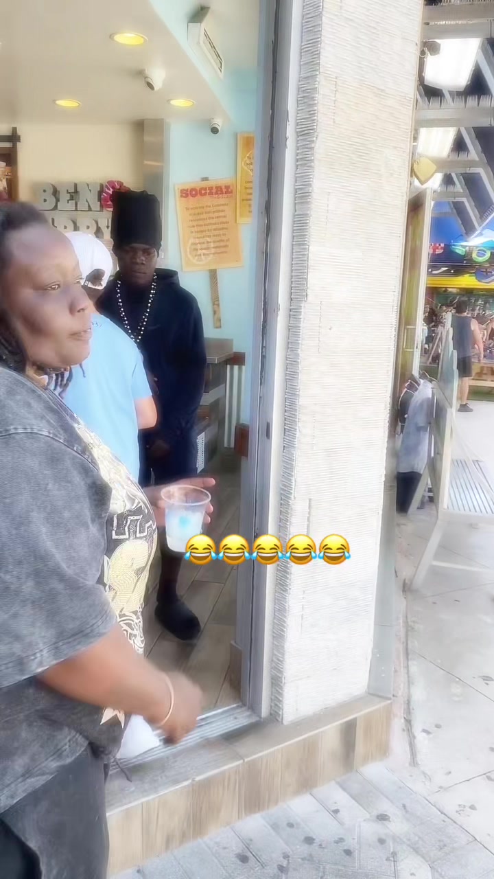 @bri2funny!