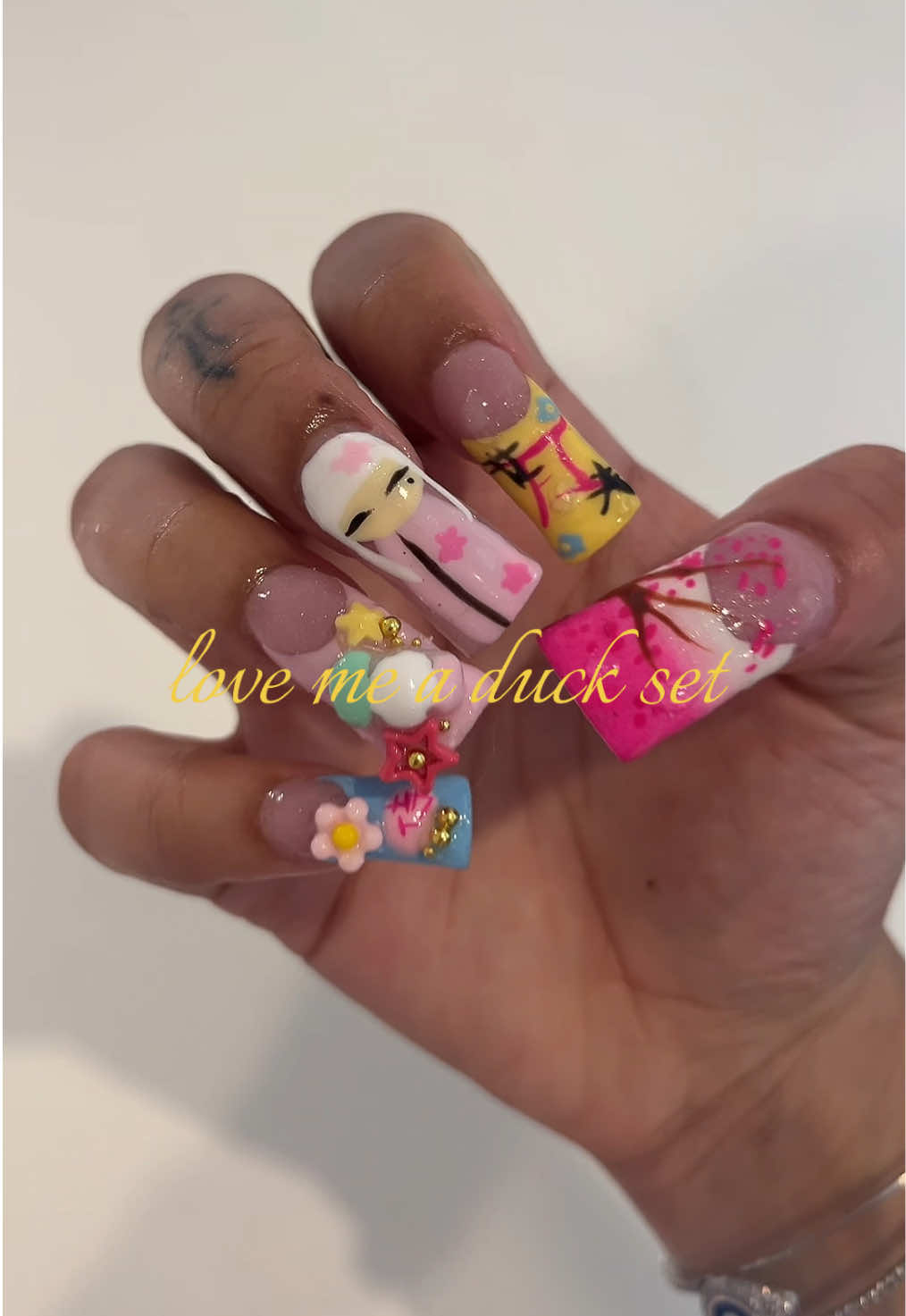 @nailsforangelz