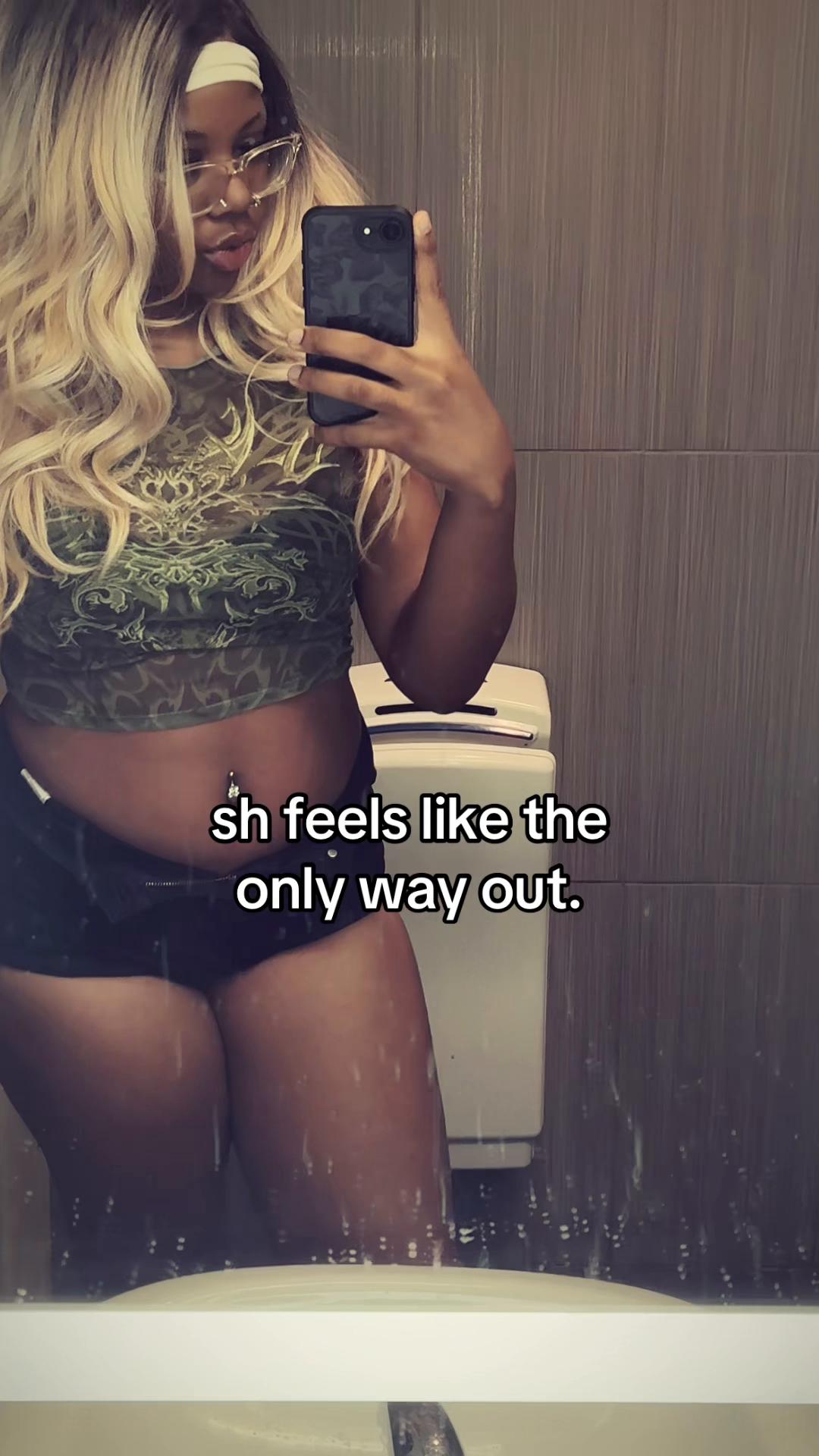 @Aysiaꨄ︎