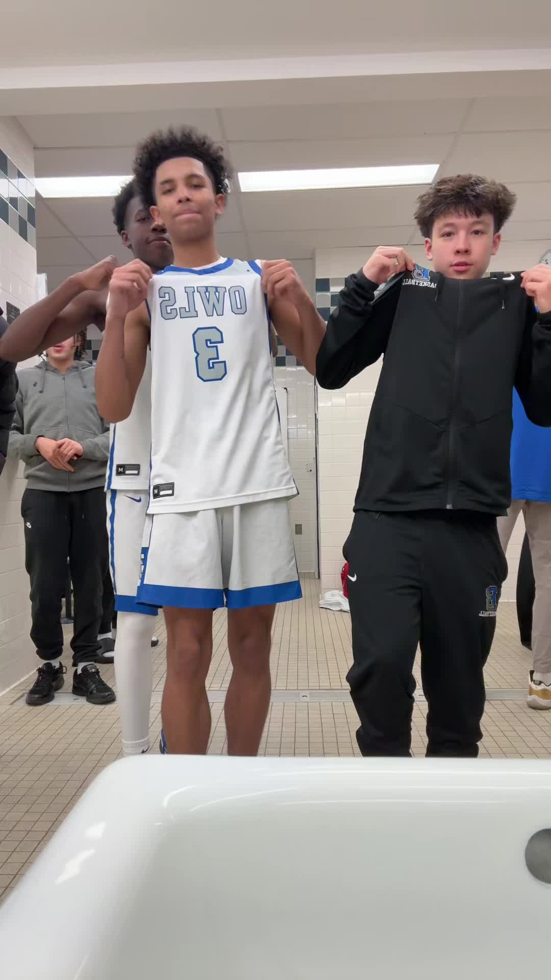 @Jay2shifty