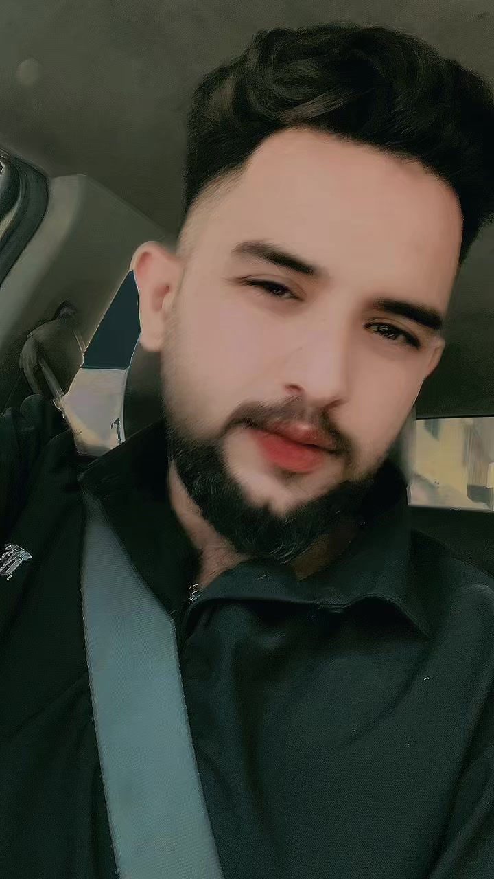 @$ħõBǐí 💁