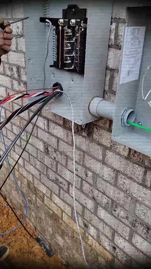 @electricianKelly