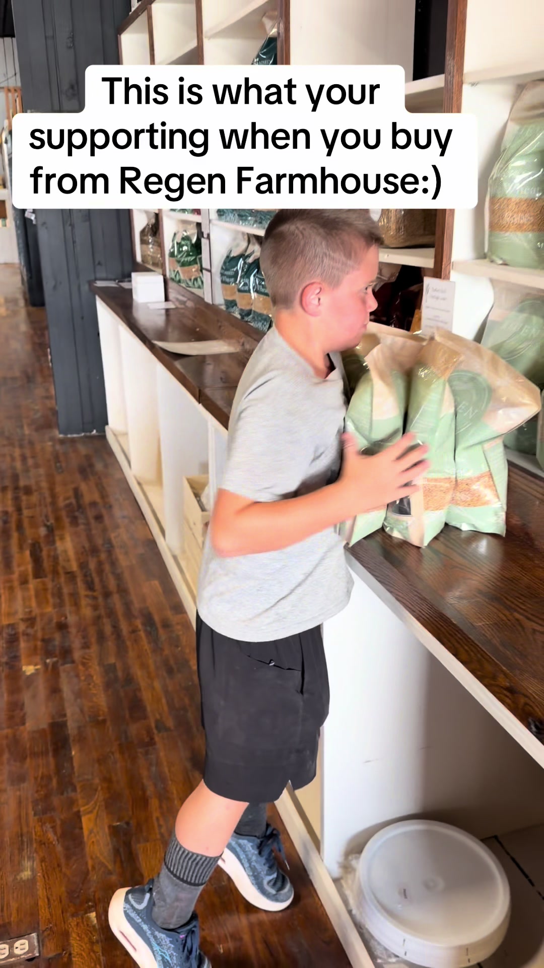 @Regenfarmhouseshop