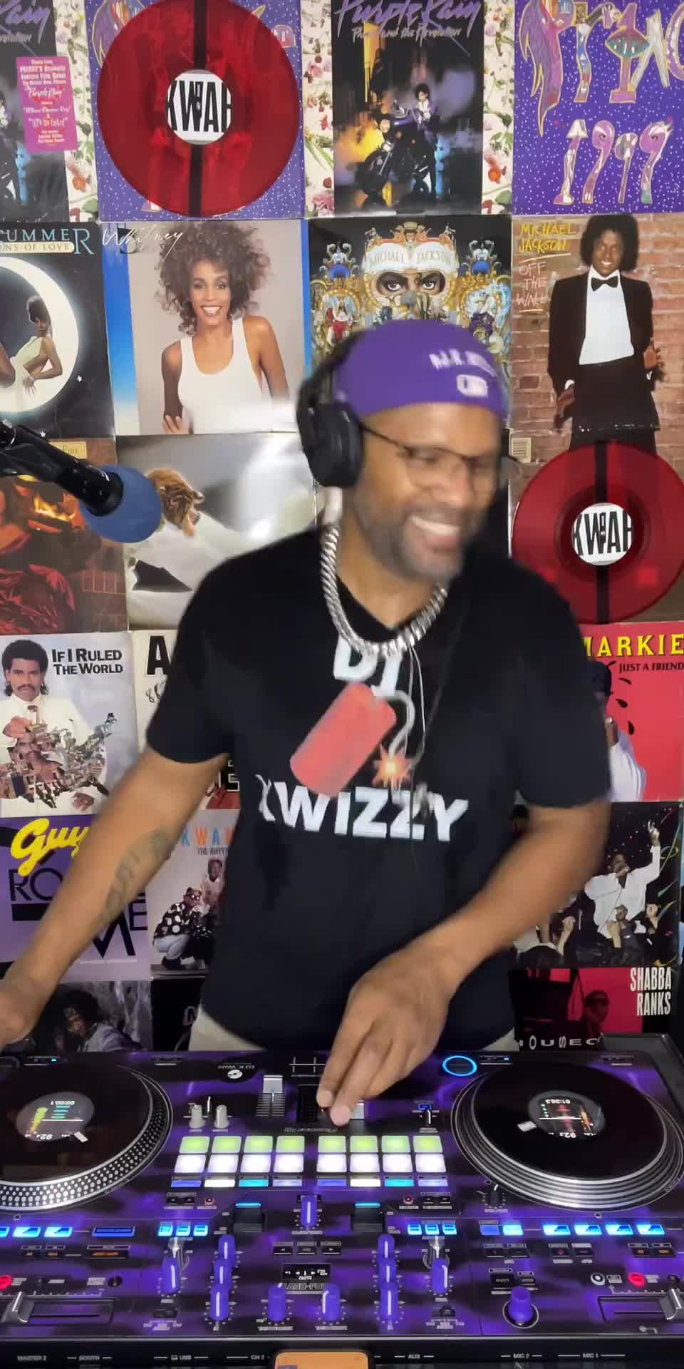 @🧨DJ🍀K💚WIZZY💪🏽