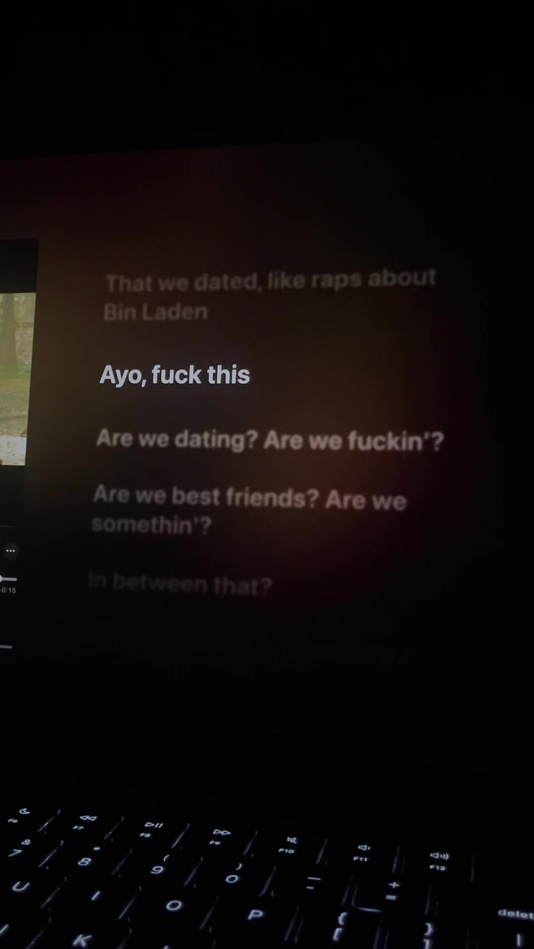 @🎧