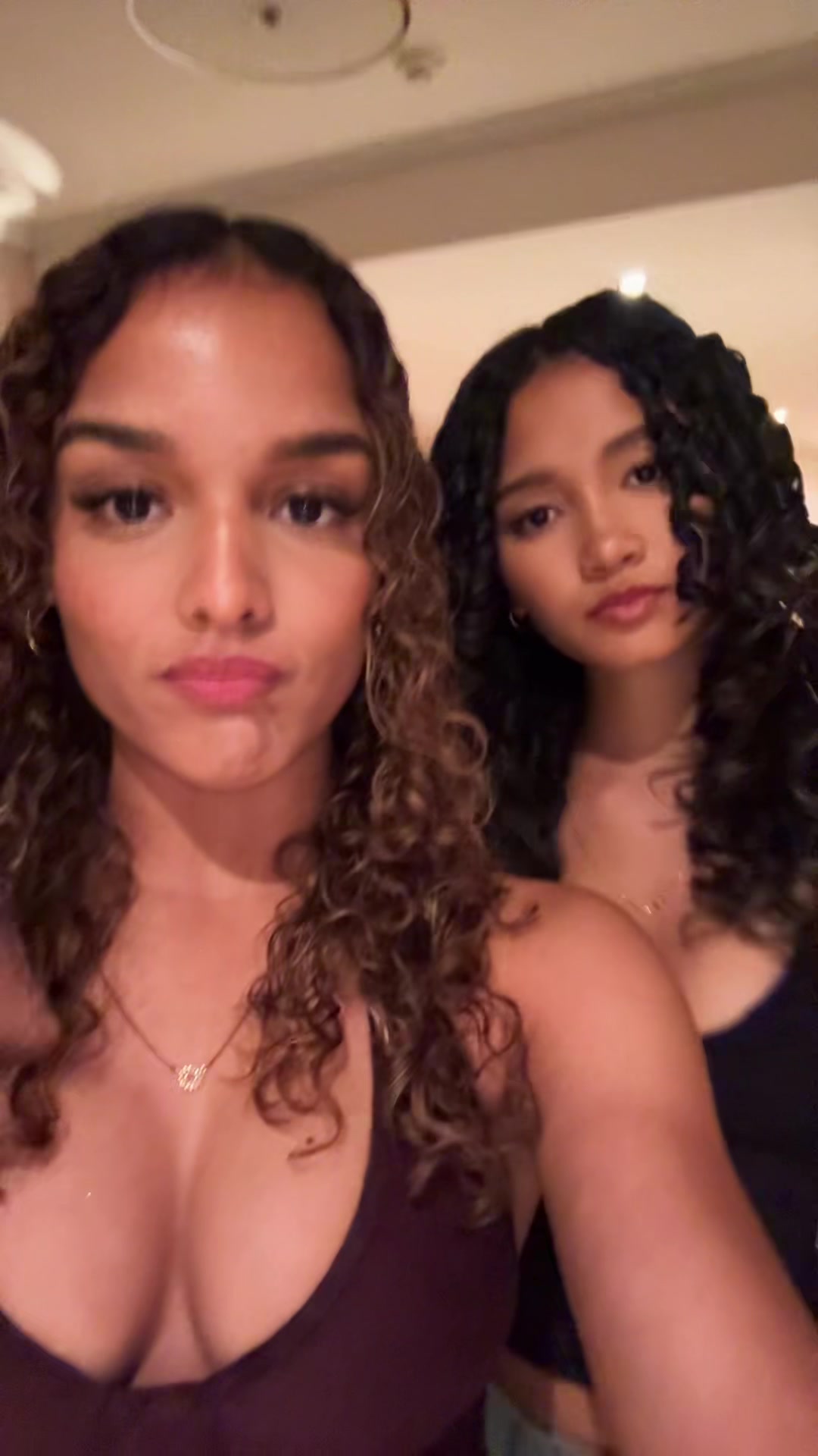 @Desireeeeeeeeeee3