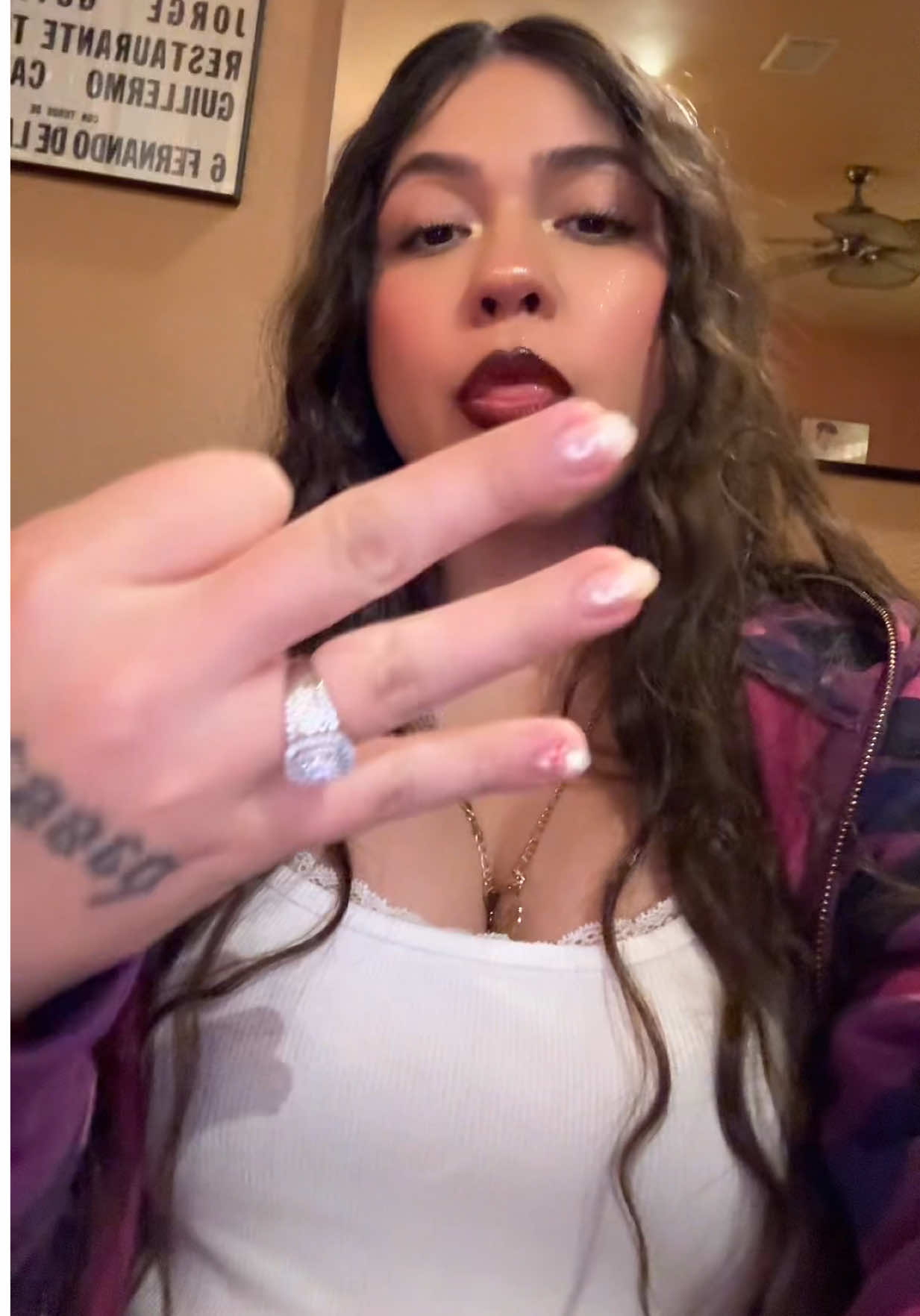 @laish🖤✨