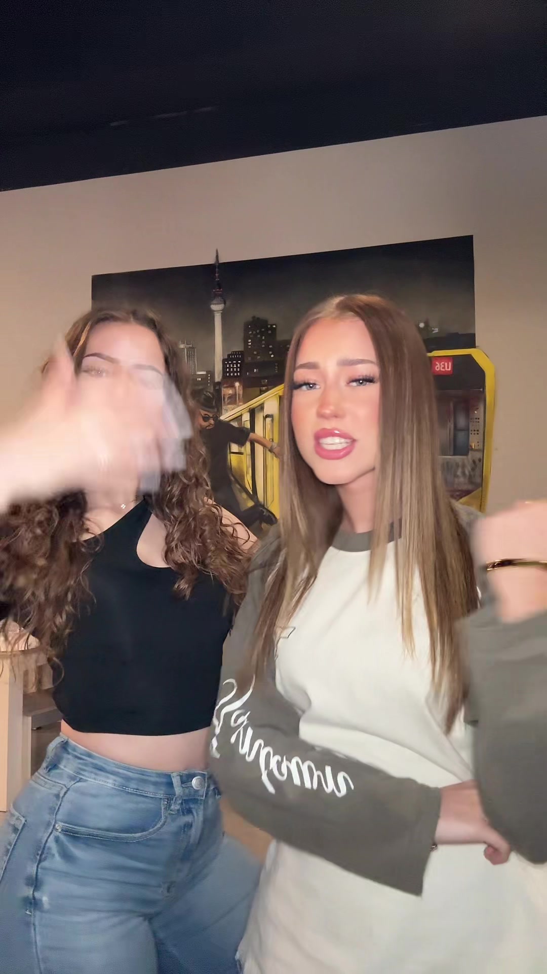 @melisakjc