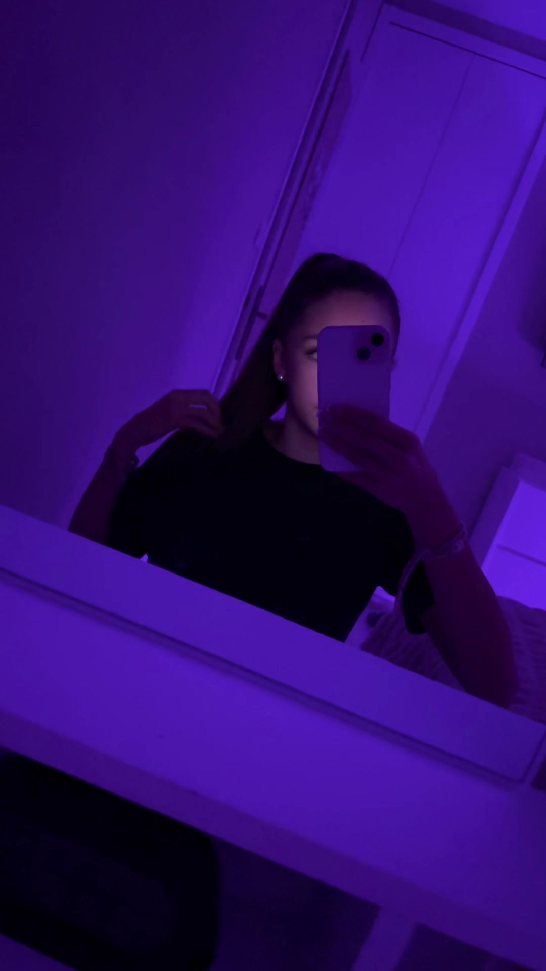 @𝐸𝐿𝐸𝑁𝐴’ 🥥