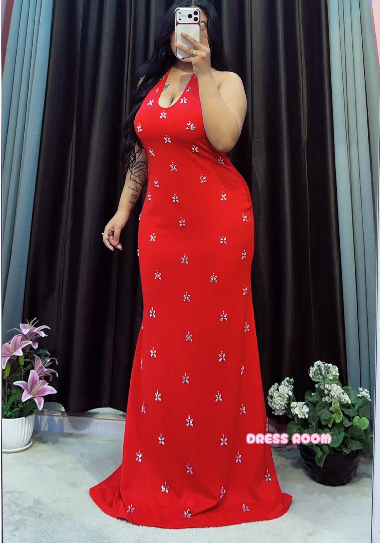 @Dress_Room_Official