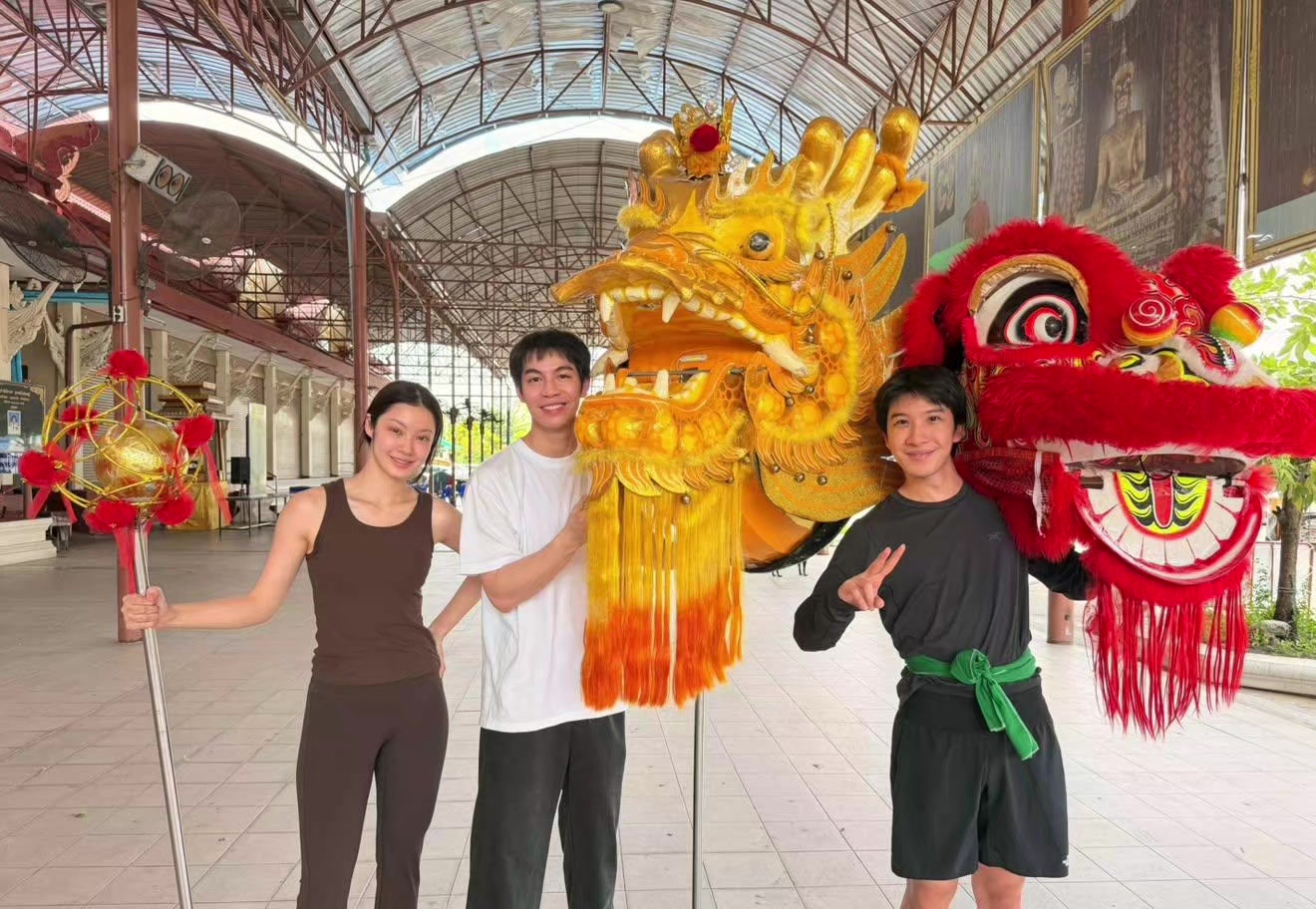@Fan de FirstKhaotung🧡✨️🏳️🌈