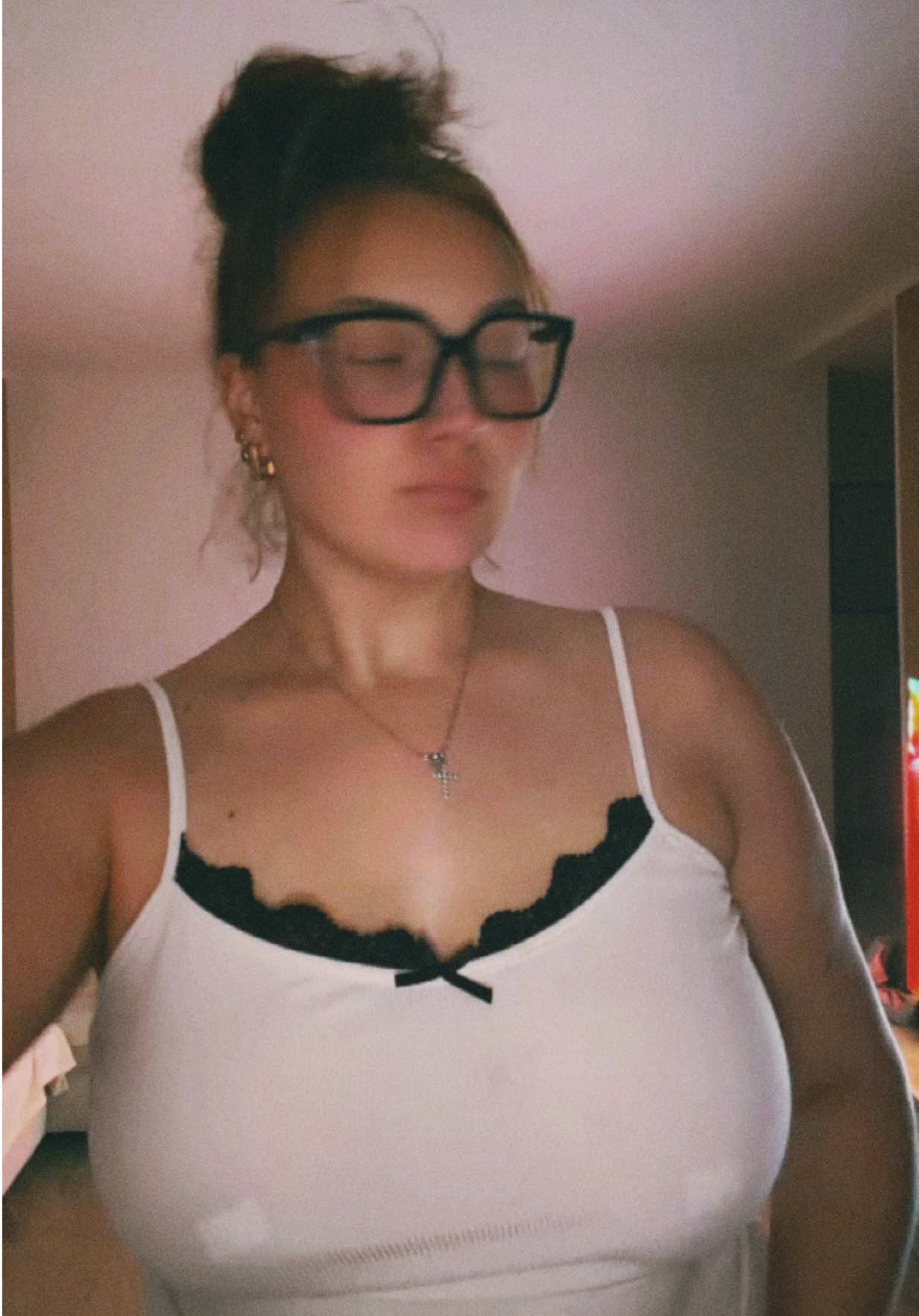 @Lora🤪