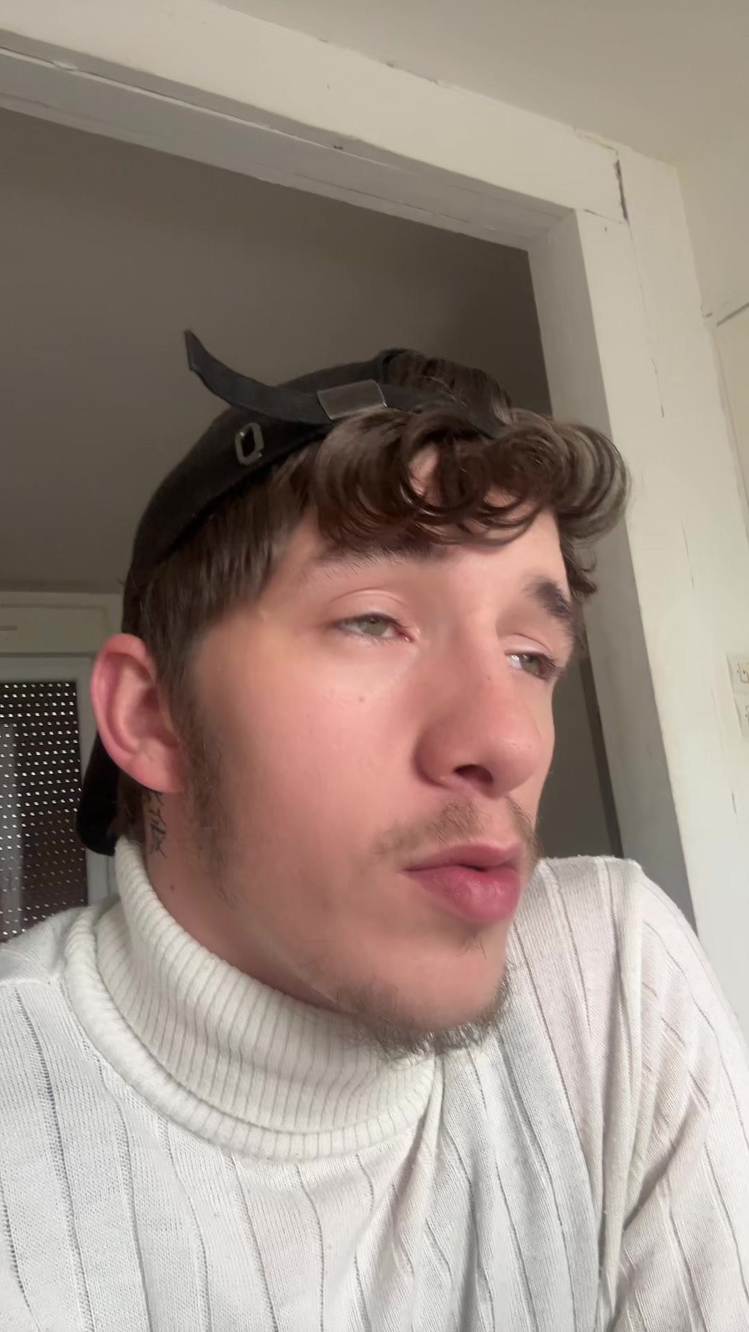 @♕♡⚘ᥣ𝒊𝙤ƞ⚘♡♕