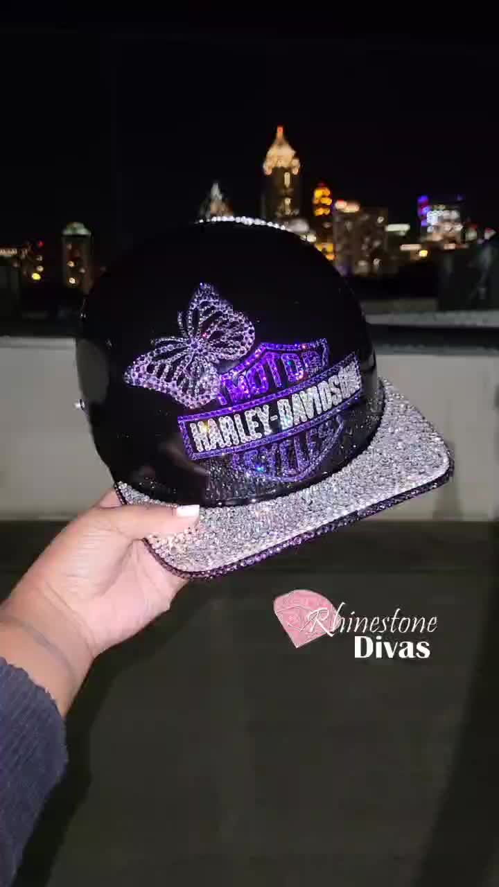 @Rhinestonedivas