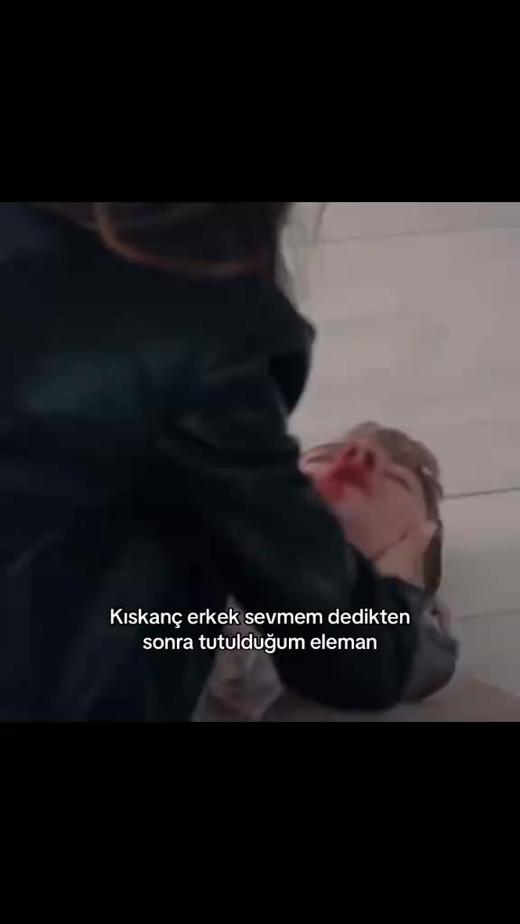 @akmur