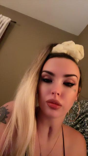 @ChloGang