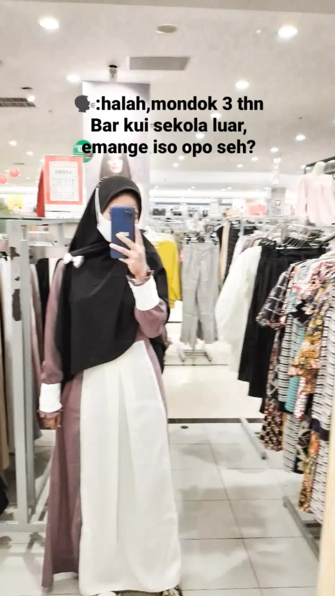 @destyputrii