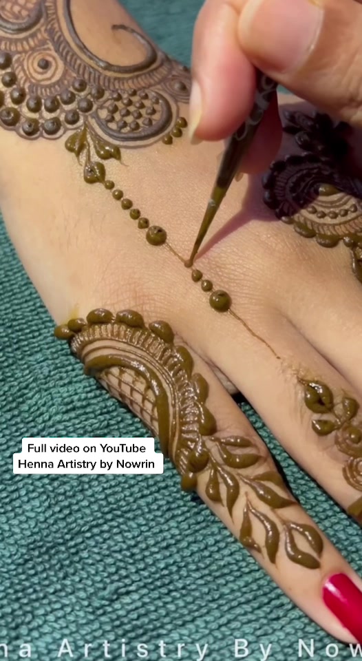 @Henna Artistry By Nowrin