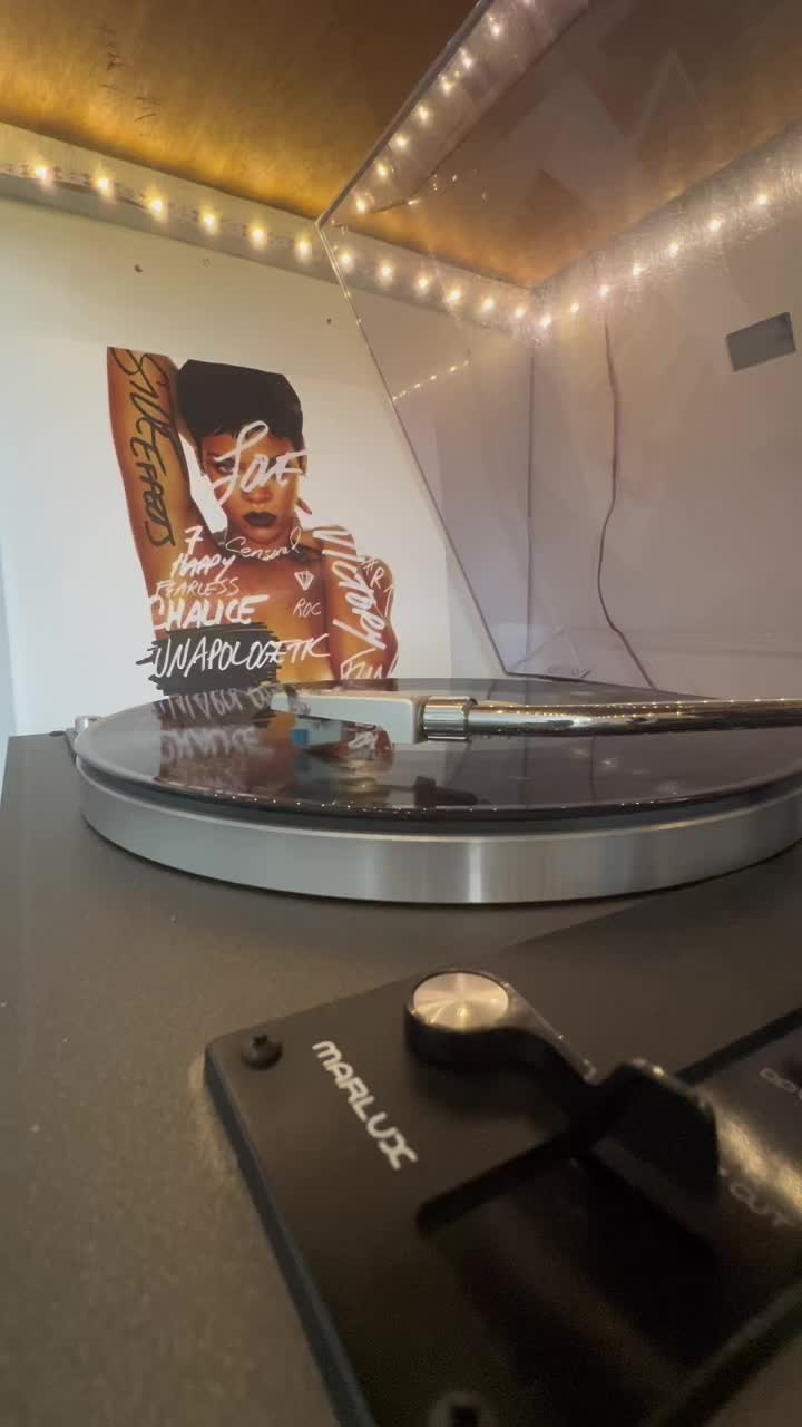 @ici ça écoute de la musique 🎶