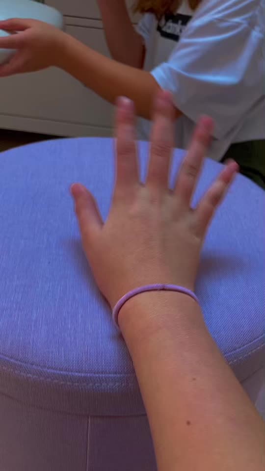 @Long nails