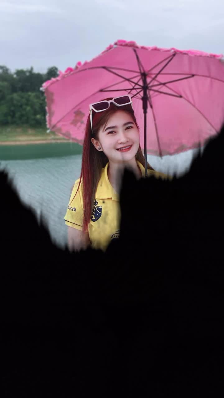 @สาวเปรี้ยว สุราษฎร์