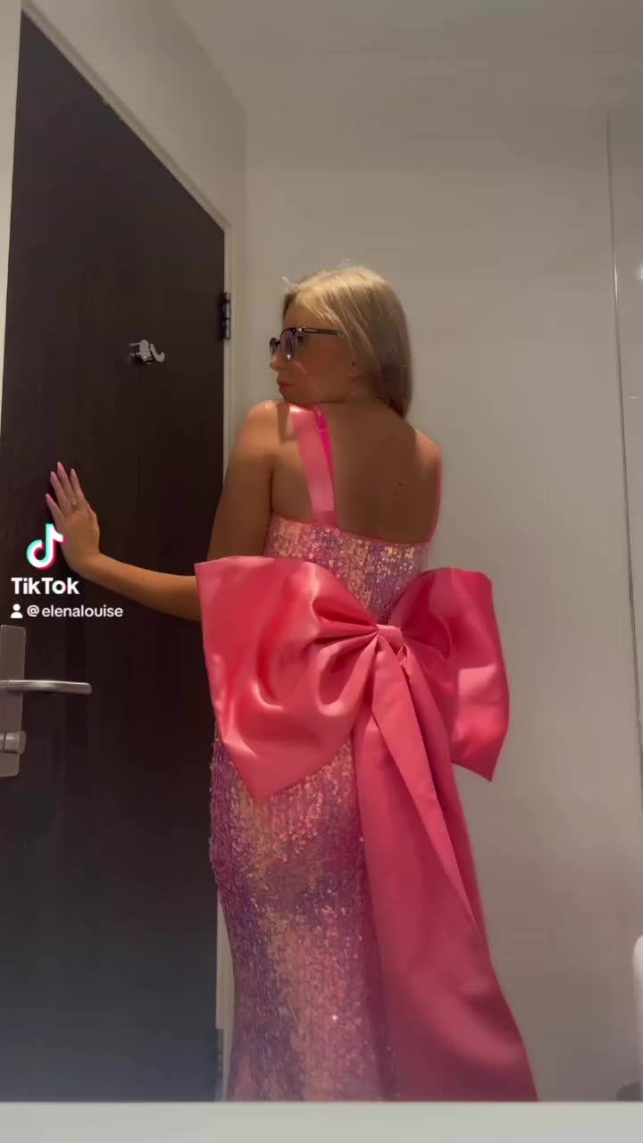 @Elenalouise_backup
