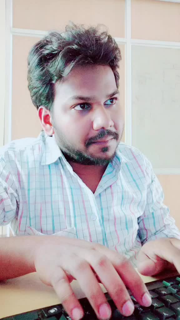 @గోదావరి అబ్బాయి ☑️