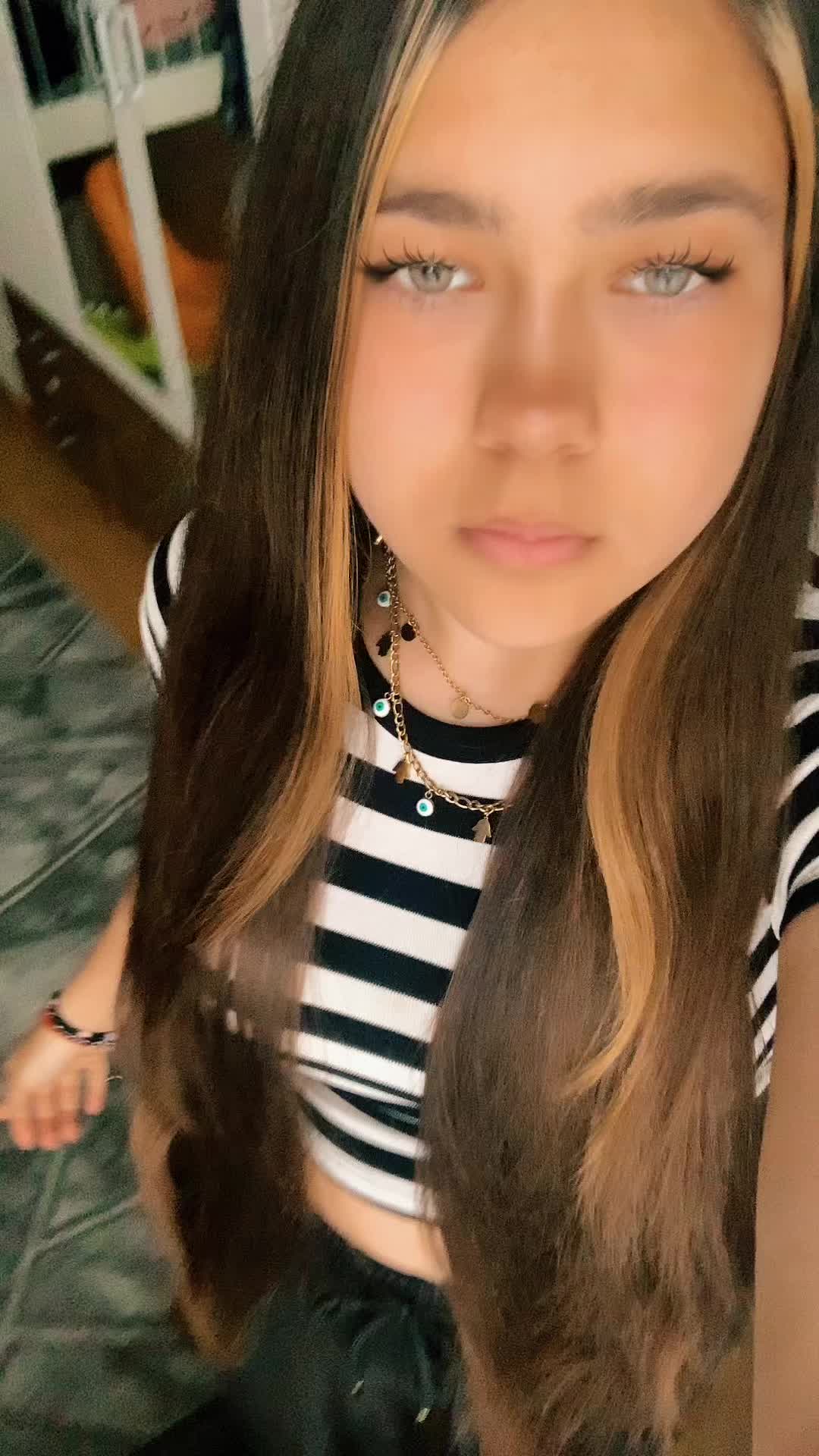 @👑