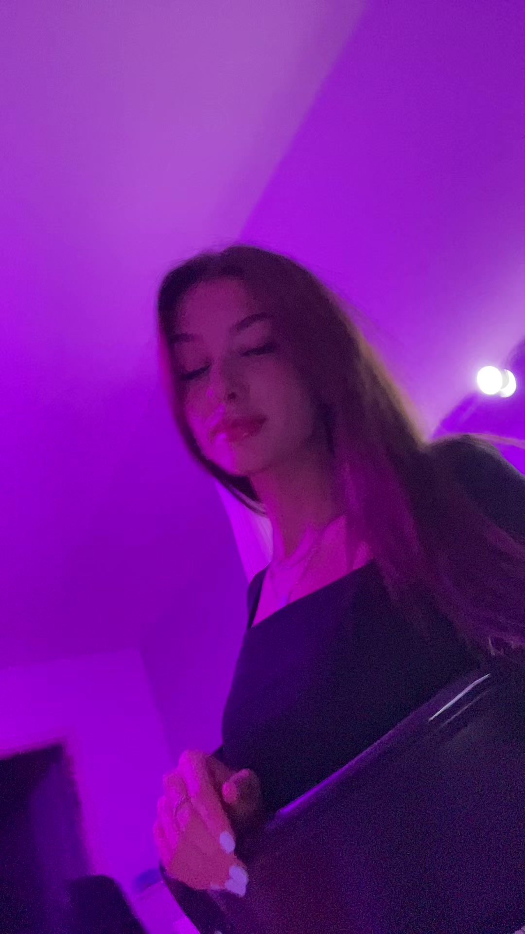 @Andjela