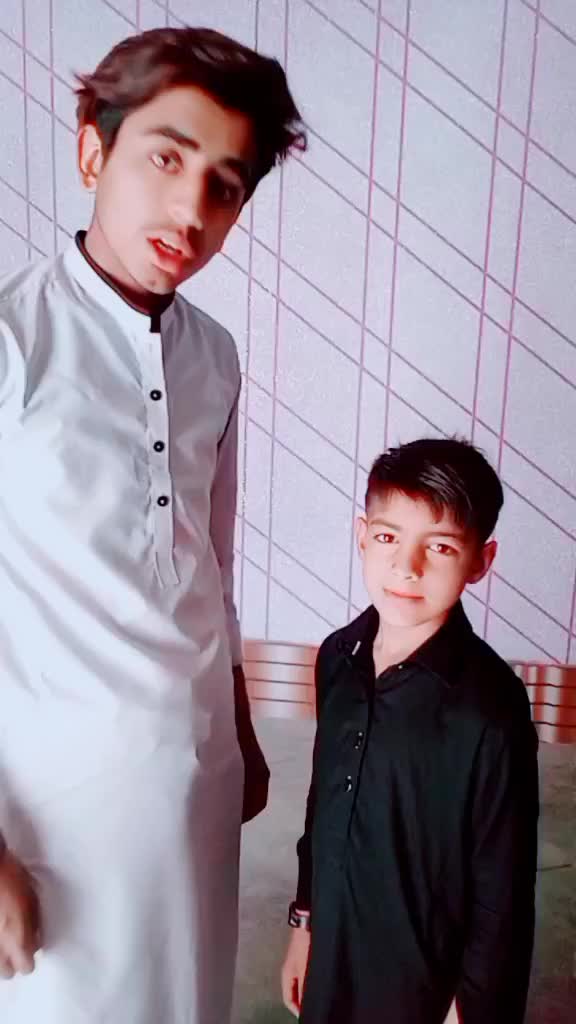 @Awais Malik follow me 💞💞💞🔥