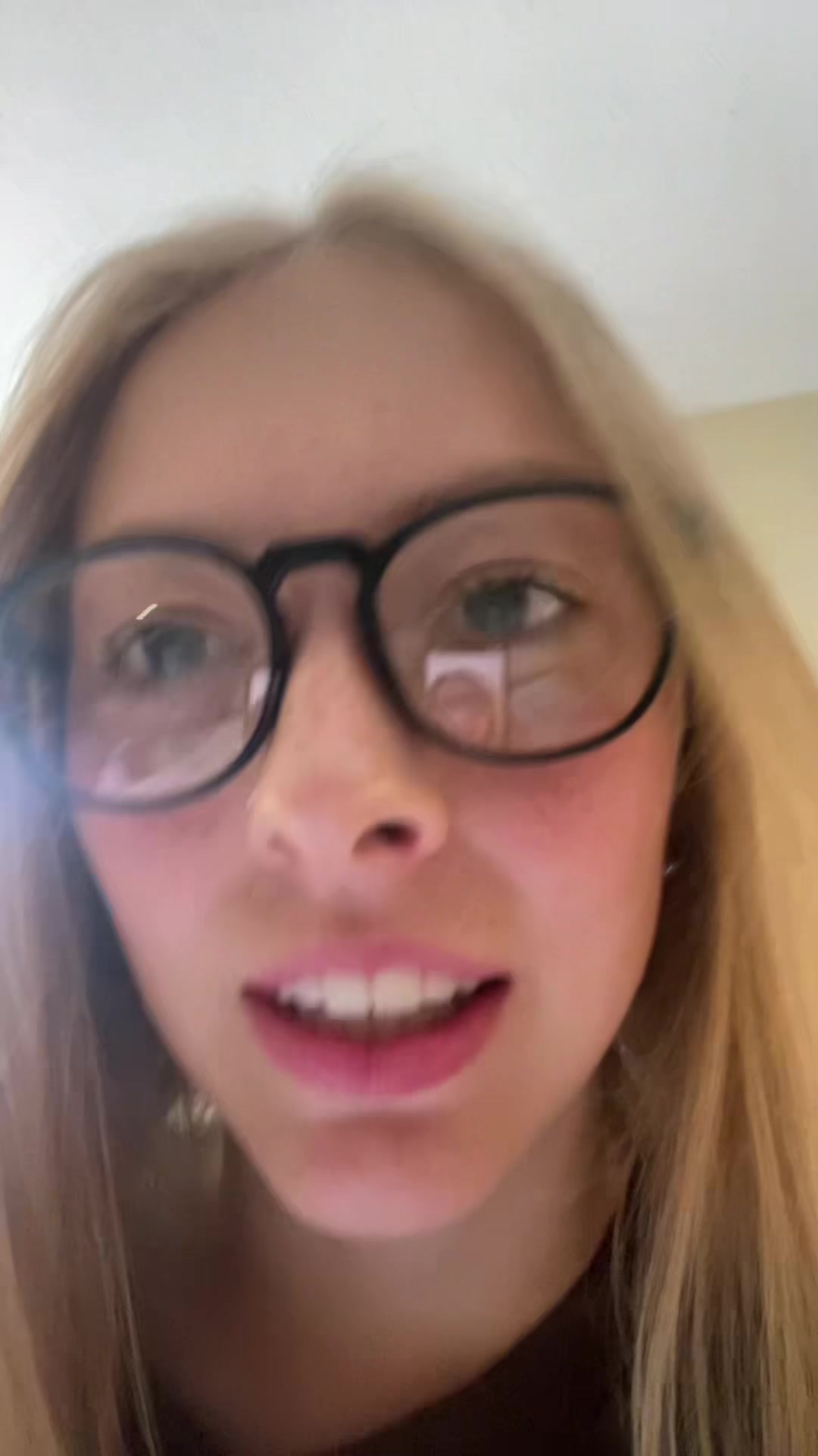 @😽