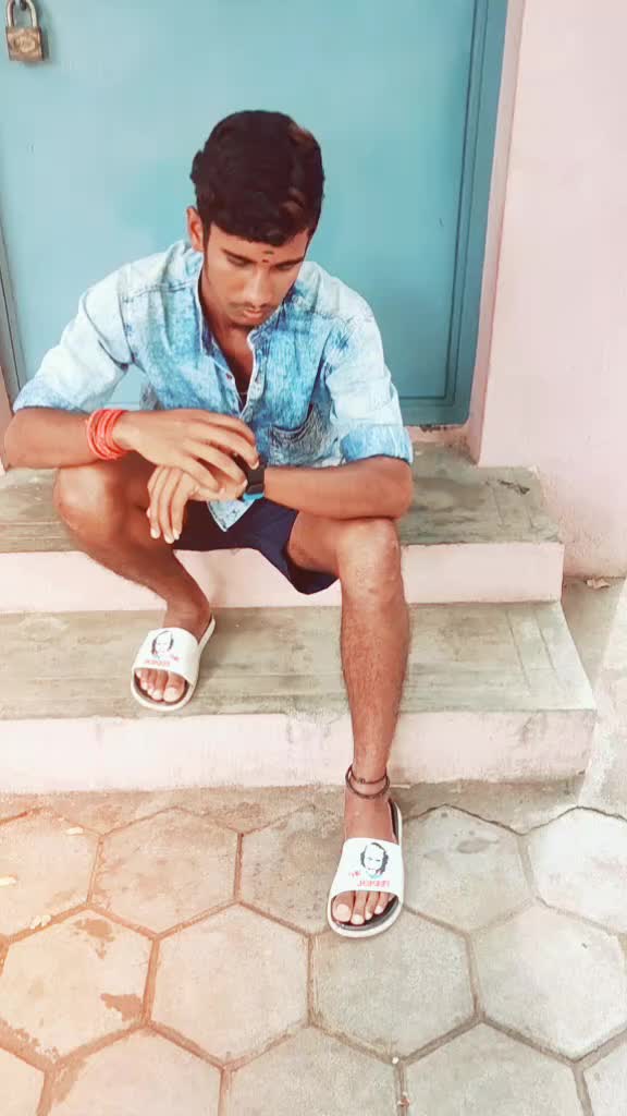 @😎Hari __kutty😎
