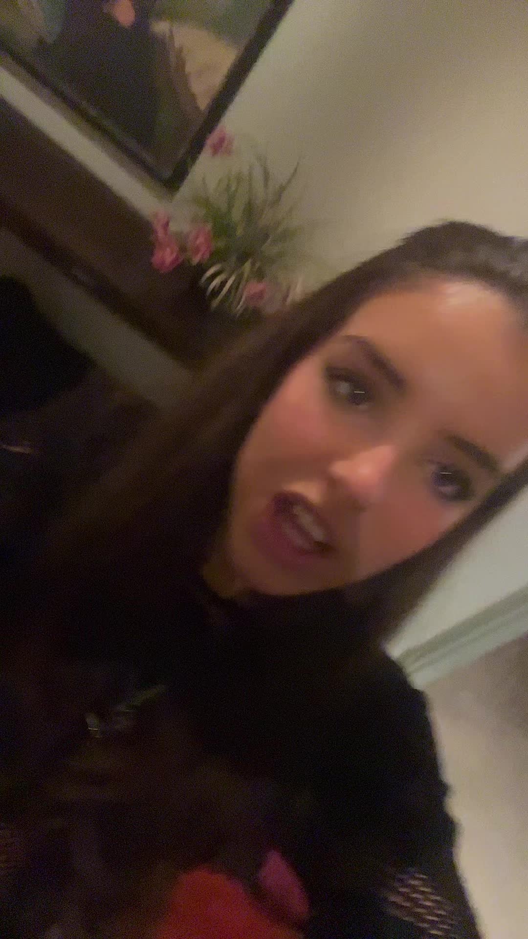 @Elise