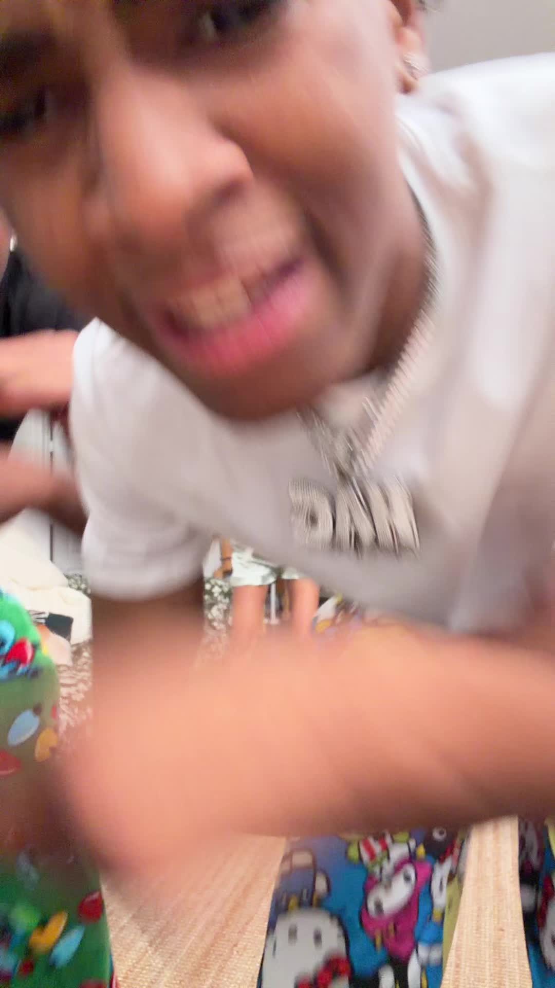 @Demond