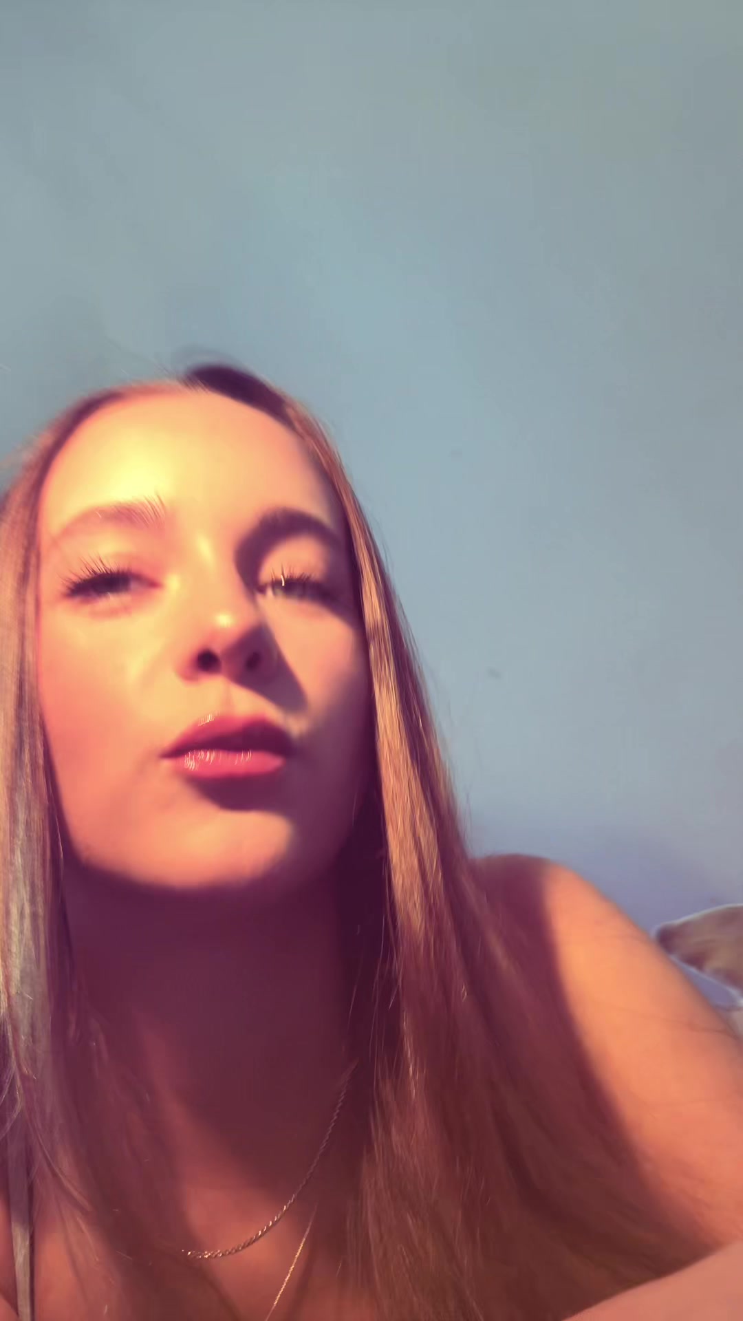 @HelloKira