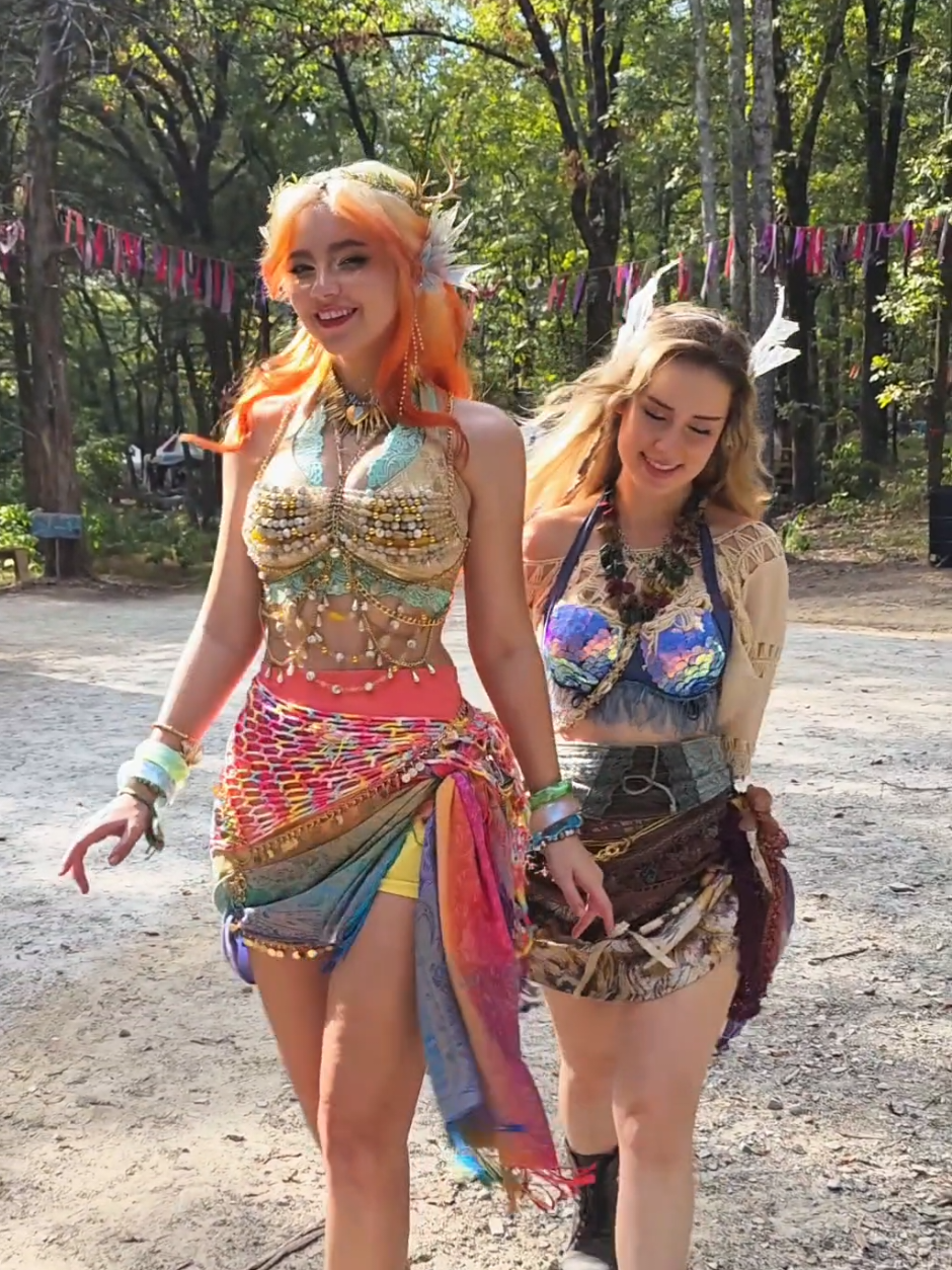 @Halcybella on IG, YT, SC