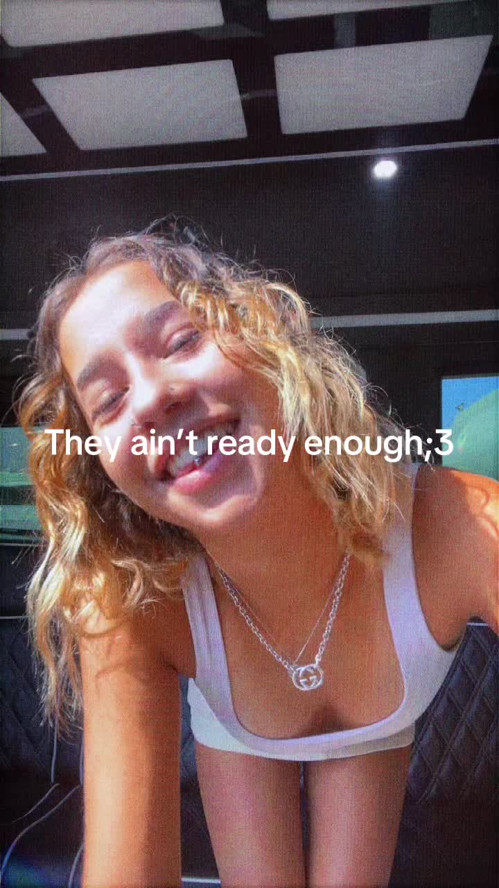 @𝒮𝒶𝓋𝒶𝓃𝓃𝒶𝒽🪐