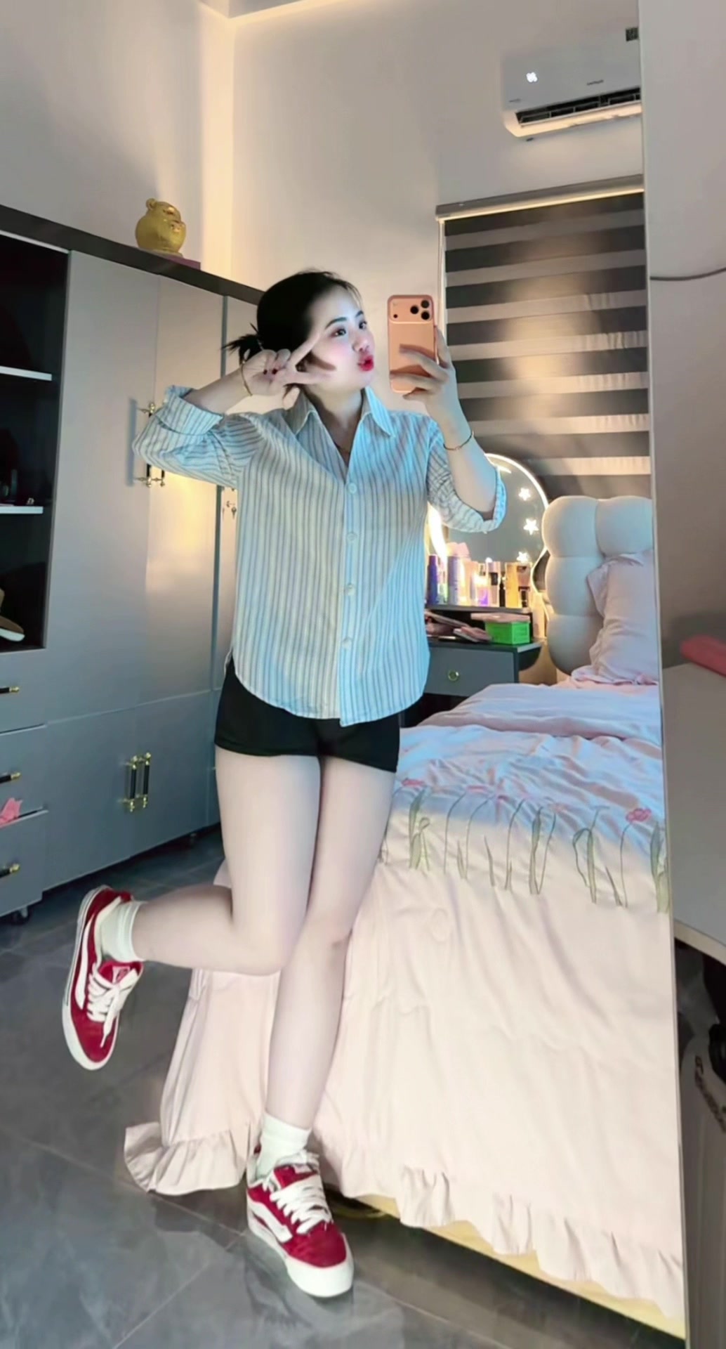 @💫😻Hiền S&acirc;u 🐛💫
