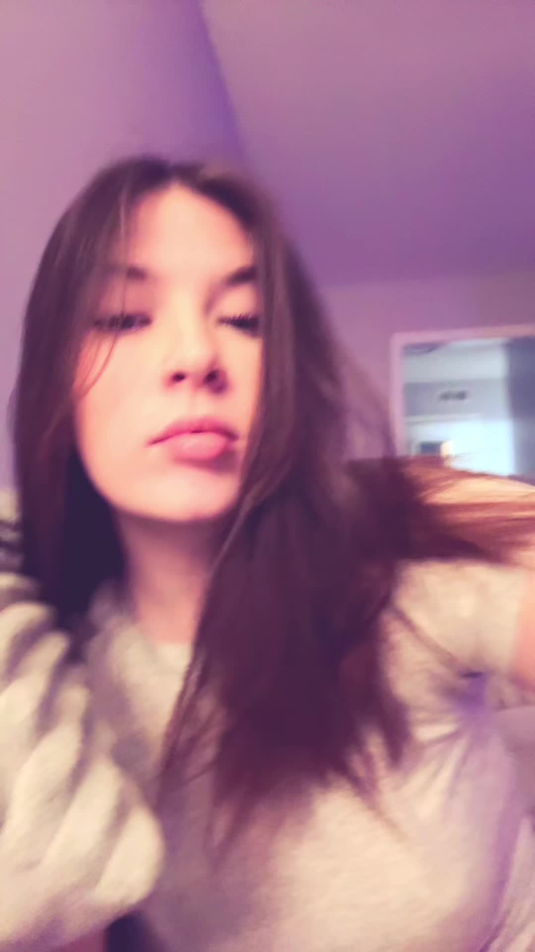 @nicole