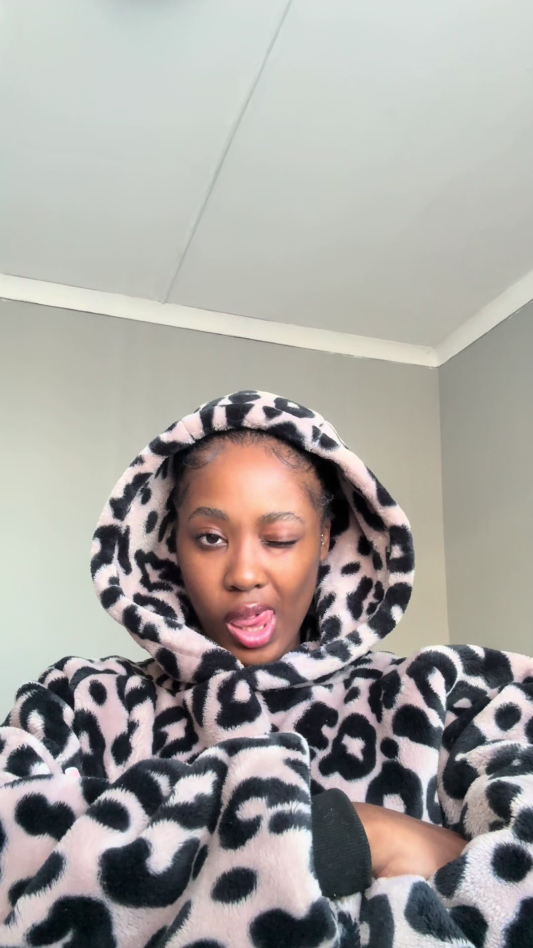 @Tsotsi🦄