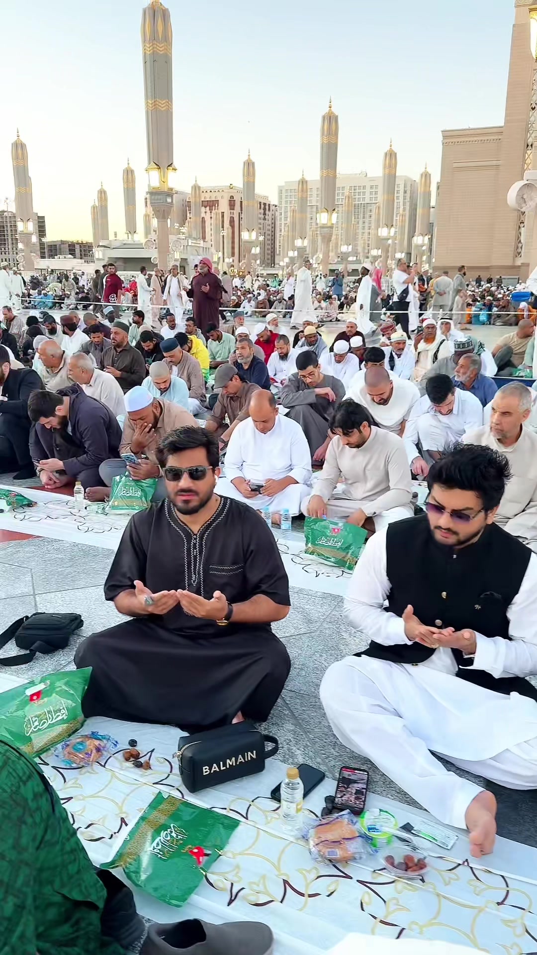 @Shaibjan