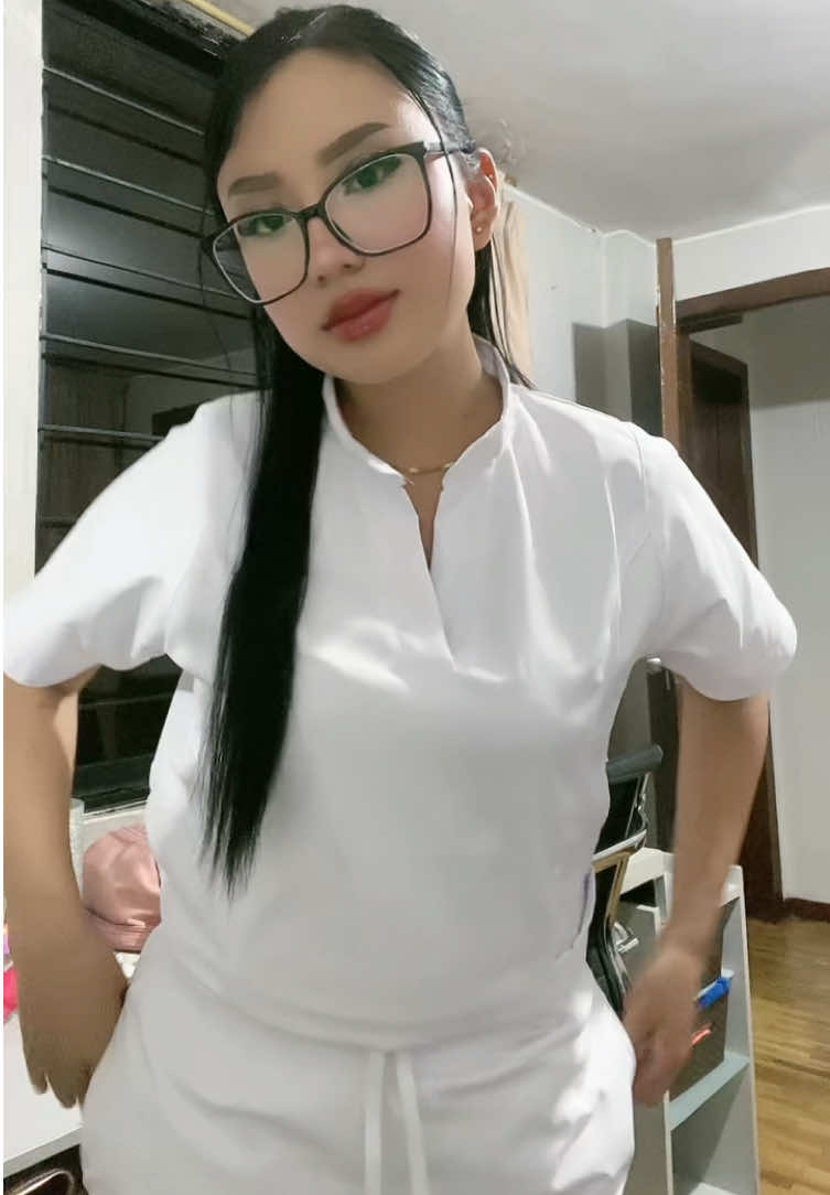 @๐๐๐ผ๐