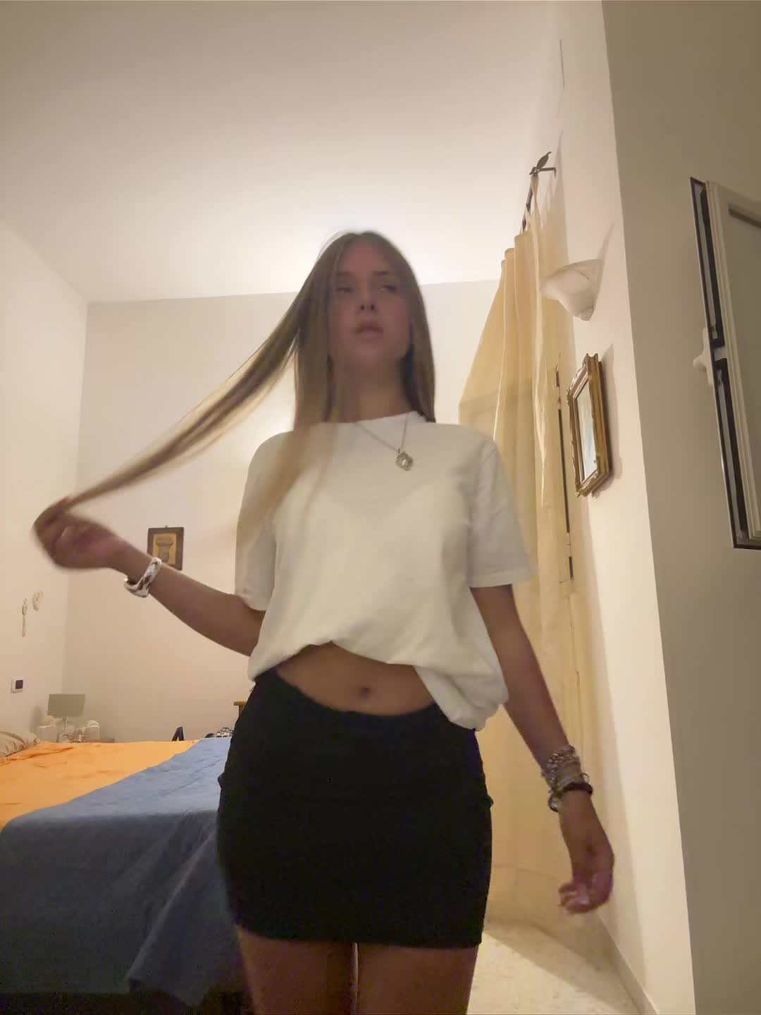 @🦋