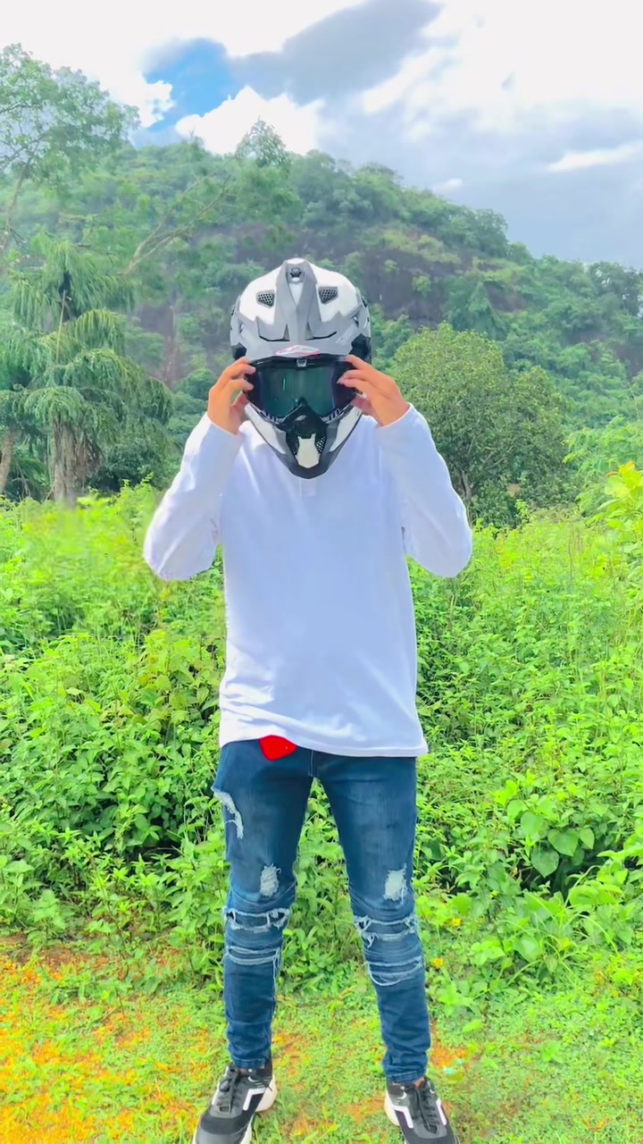 @🇱🇰 𝗛𝗘𝗟𝗠𝗘𝗧 𝗕𝗢𝗬 🐺