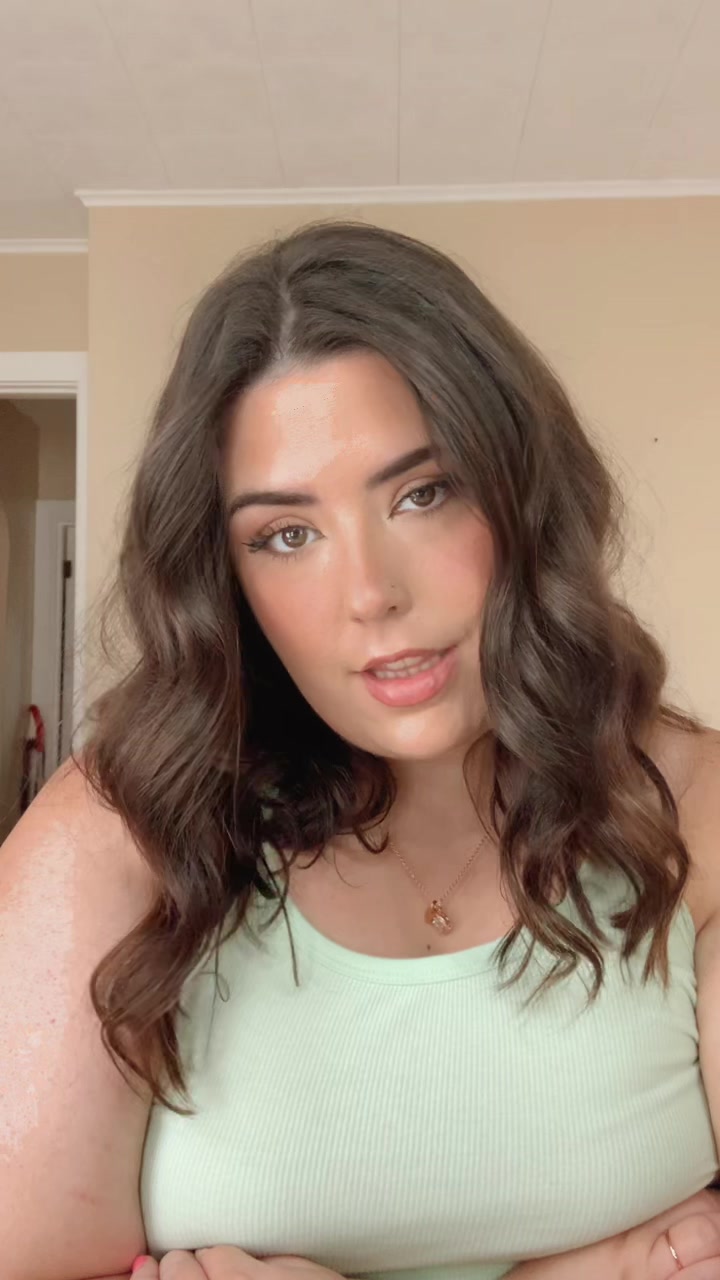 @emilyylou