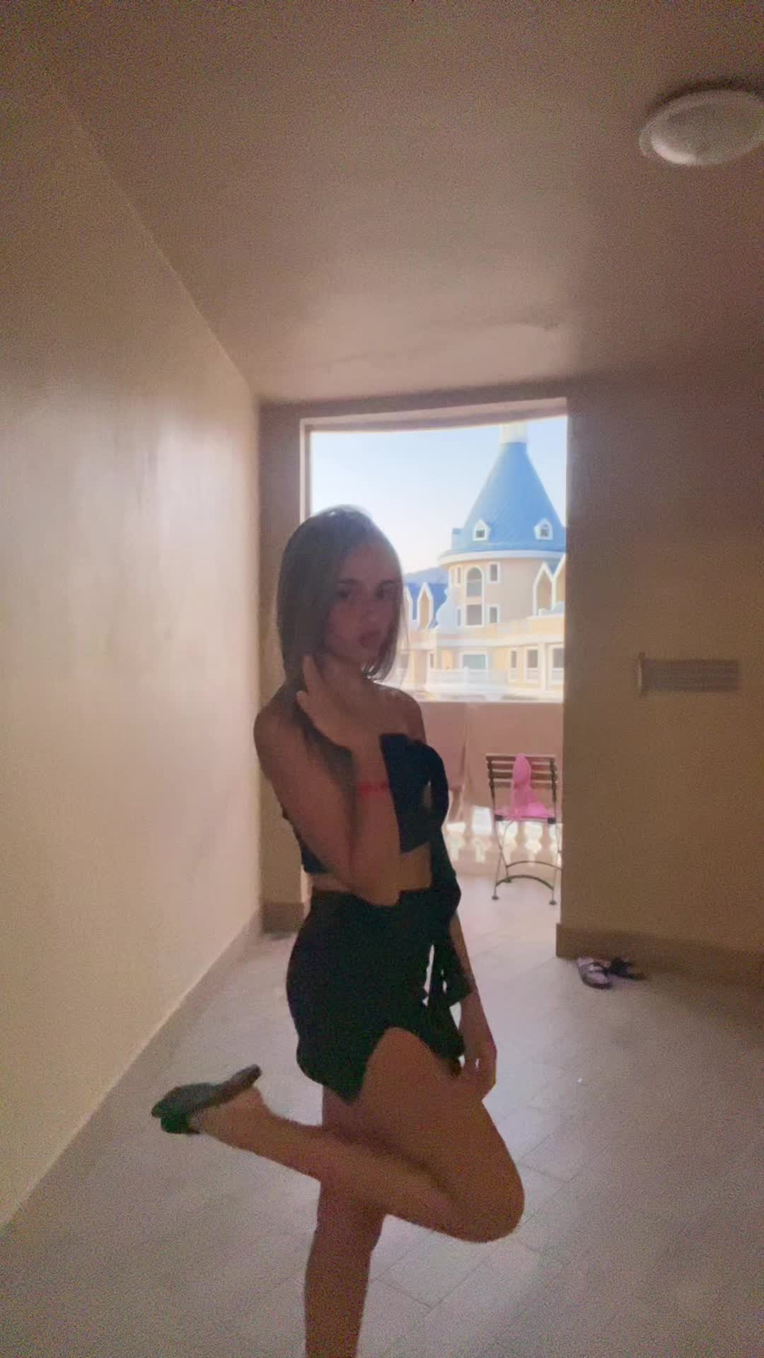 @𝐵𝑒𝑙𝑙𝑎 ✨🤍