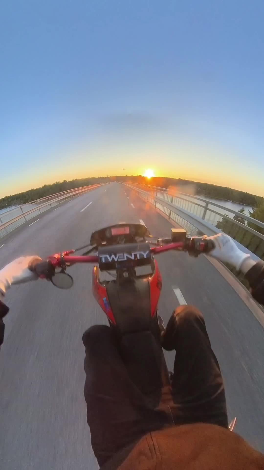 @HajperMoto