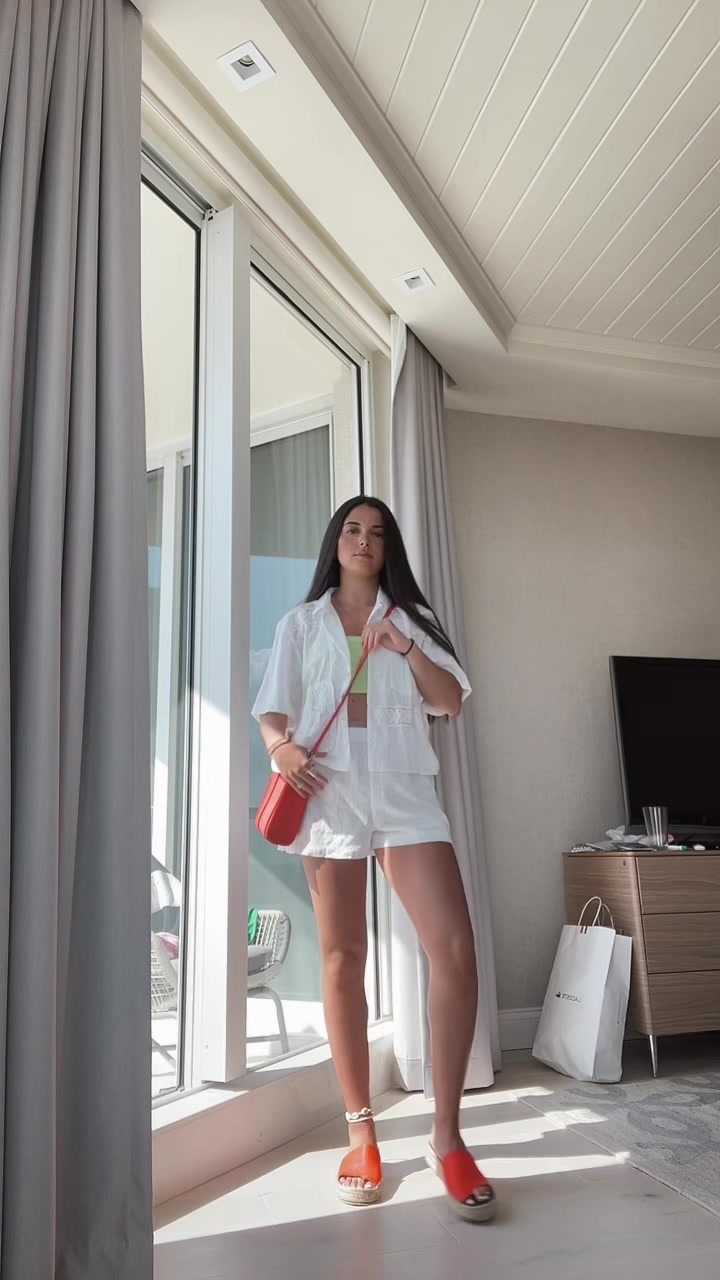 @Laura